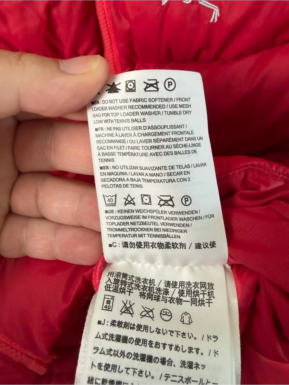 Arc'teryx Women's Cerium LT Vest Berry Red Size Medium - Picture 7 of 9
